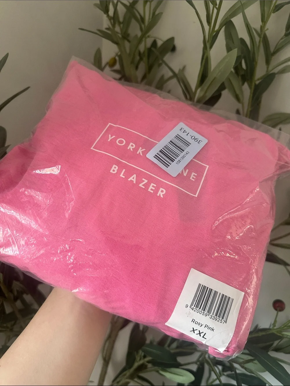 Travel Blazer Rosy Pink Wrinkle Resistant, With Convenient Packable Bag - Picture 6 of 6
